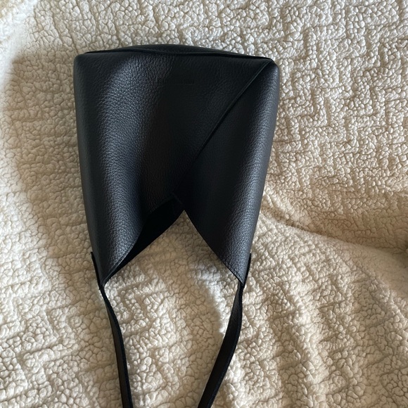 Black Pebbled Leather Women's Bag - Picture 9 of 12